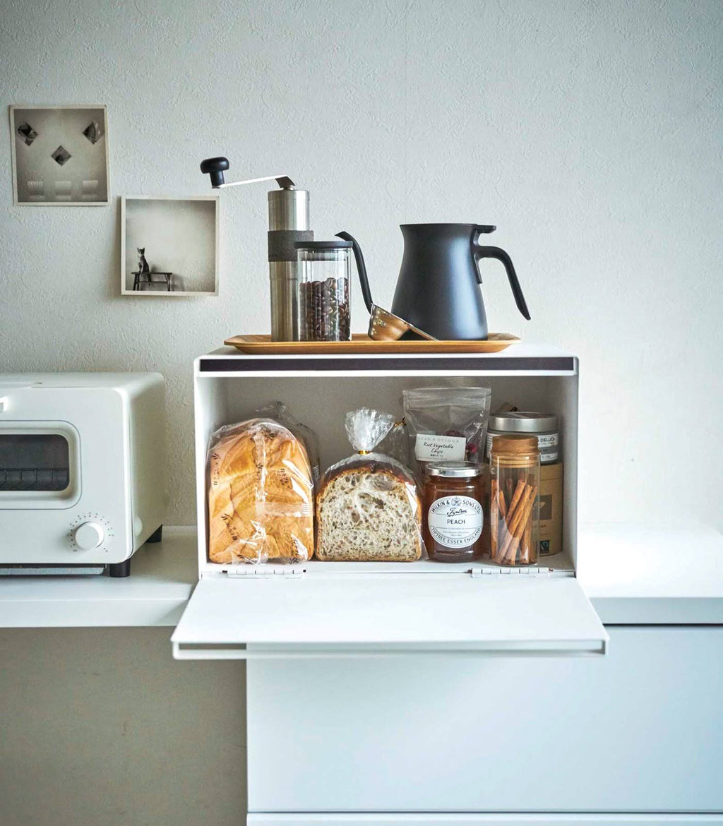 White Tower Bread Box M691689