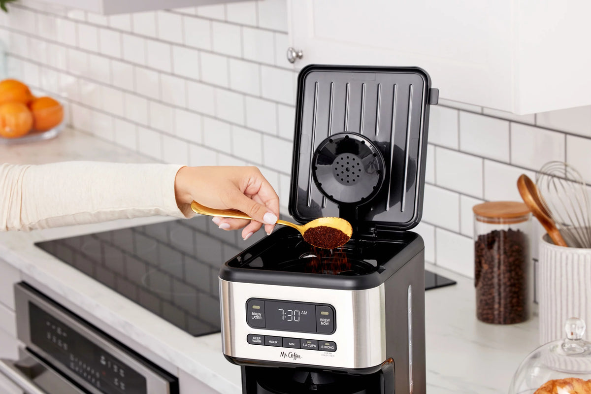 14 Cup Programmable Coffee Maker E977