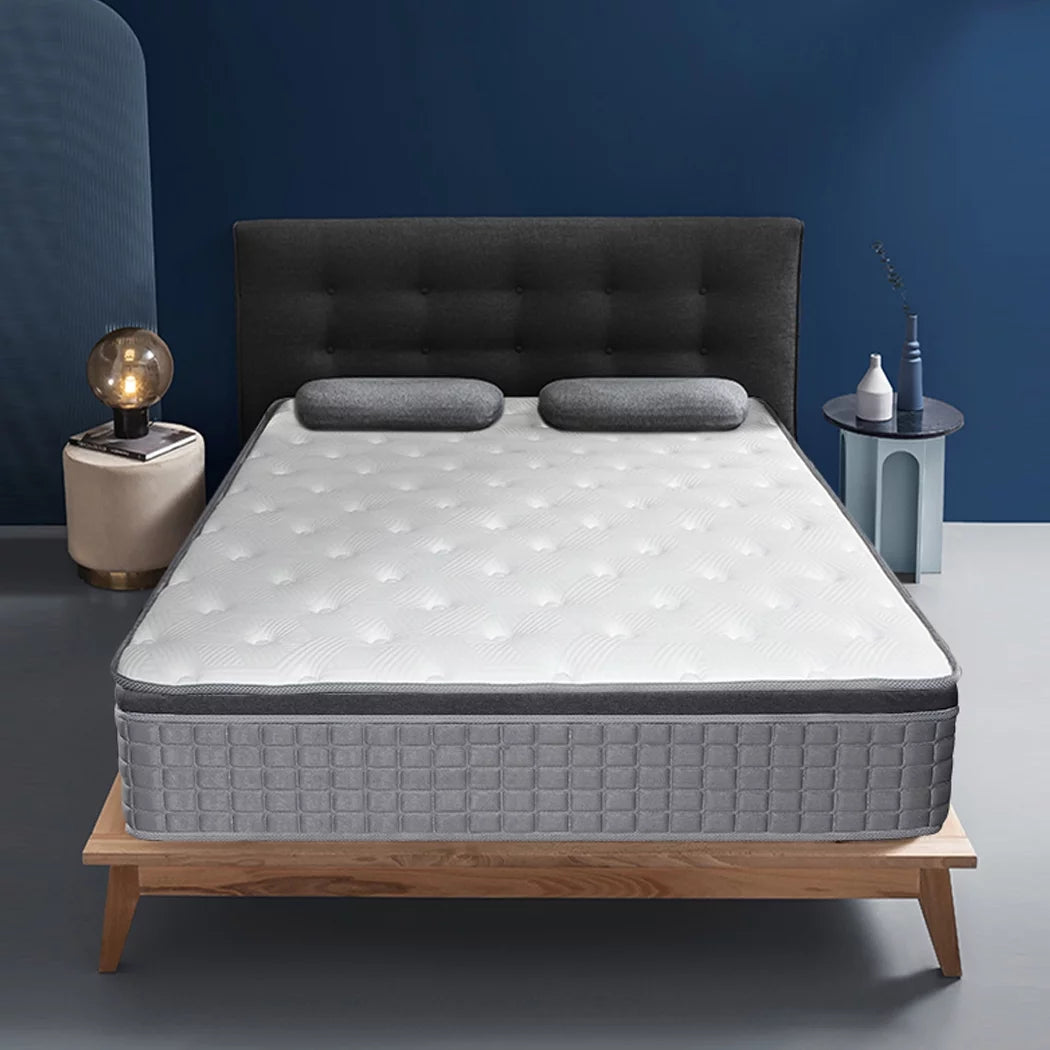 Queen Medium Firm Hybrid Mattress E65684