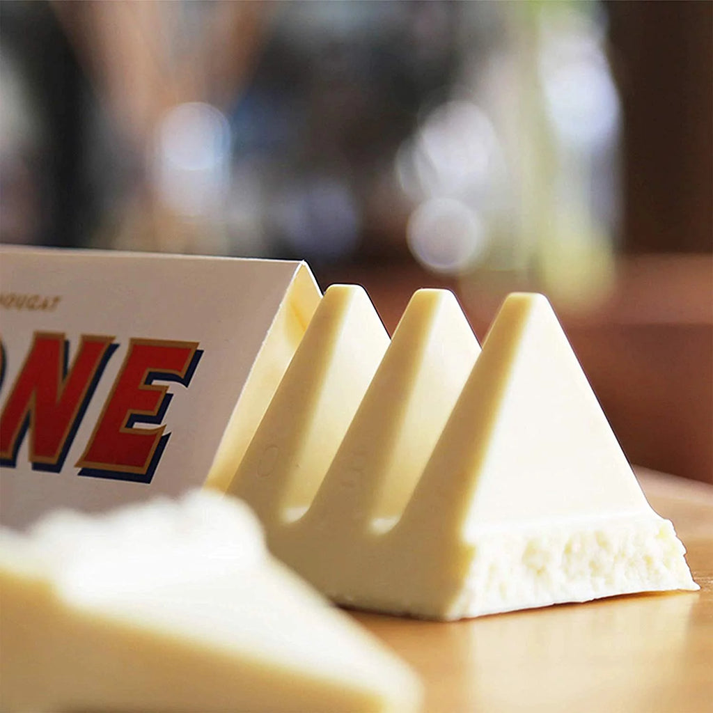 White Chocolate Bar 12 Count B835325