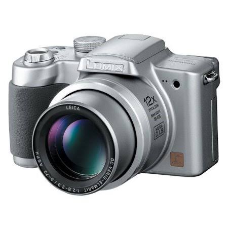 12x Optical Zoom 4MP Digital Camera U279439
